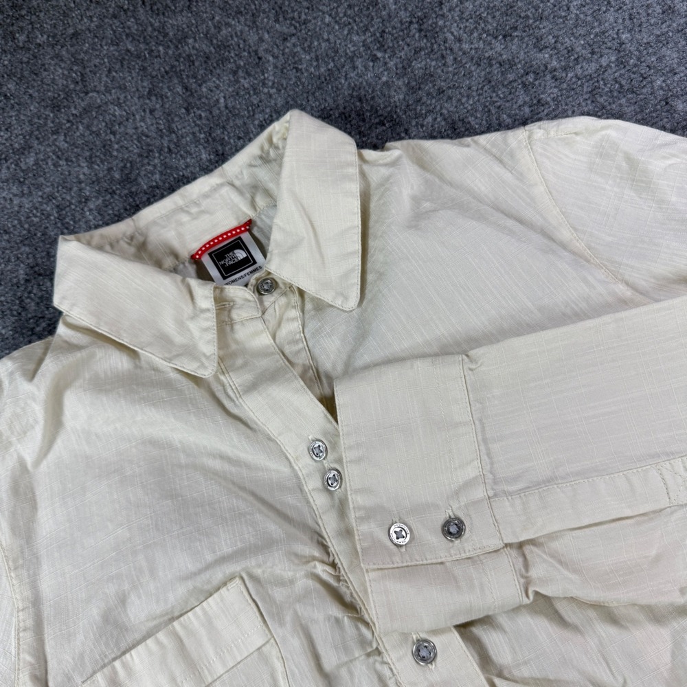 The North Face Button Down Shirt Womens Medium Cream Long Sleeve Cotton Utility